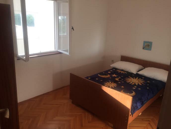 Jure Erceg Apartment Starigrad Paklenica Buitenkant foto