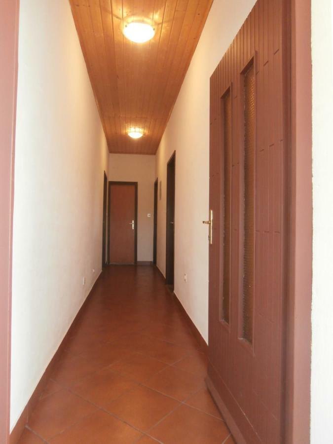 Jure Erceg Apartment Starigrad Paklenica Buitenkant foto